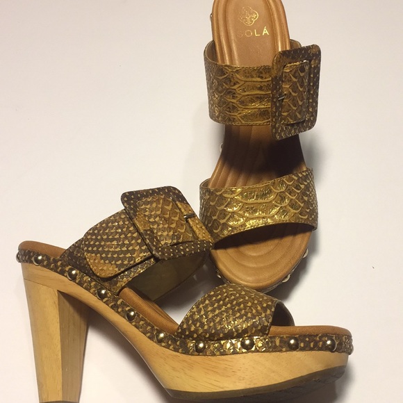 ISOLA Snake/Crocodile Large Buckle Wooden Clog - Picture 2 of 5